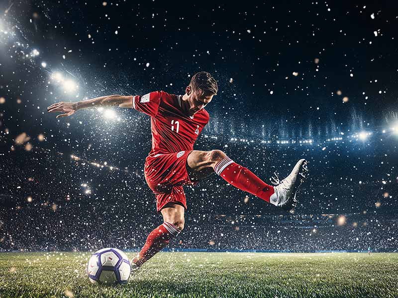 前世界拳王贝卢：若埃弗顿能打欧冠，莫耶斯理应是最佳教练